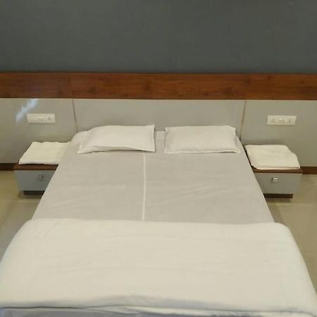 מדיקרי Himani Heritage Resorts, Formerly Camp Nishani Holidays מראה חיצוני תמונה